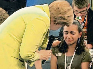 Herzlos-Merkel-und-das-weinende-Maedchen_ArticleWide